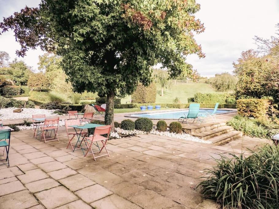 Walcourt Au Bout De Mes Reves Bed & Breakfast エクステリア 写真