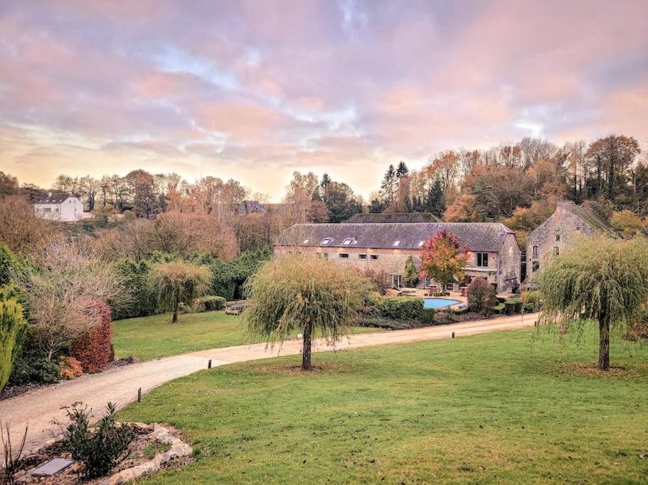 Walcourt Au Bout De Mes Reves Bed & Breakfast エクステリア 写真