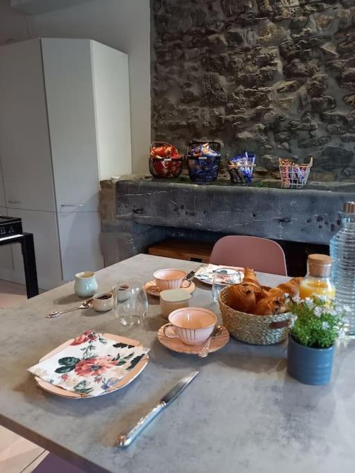 Walcourt Au Bout De Mes Reves Bed & Breakfast エクステリア 写真