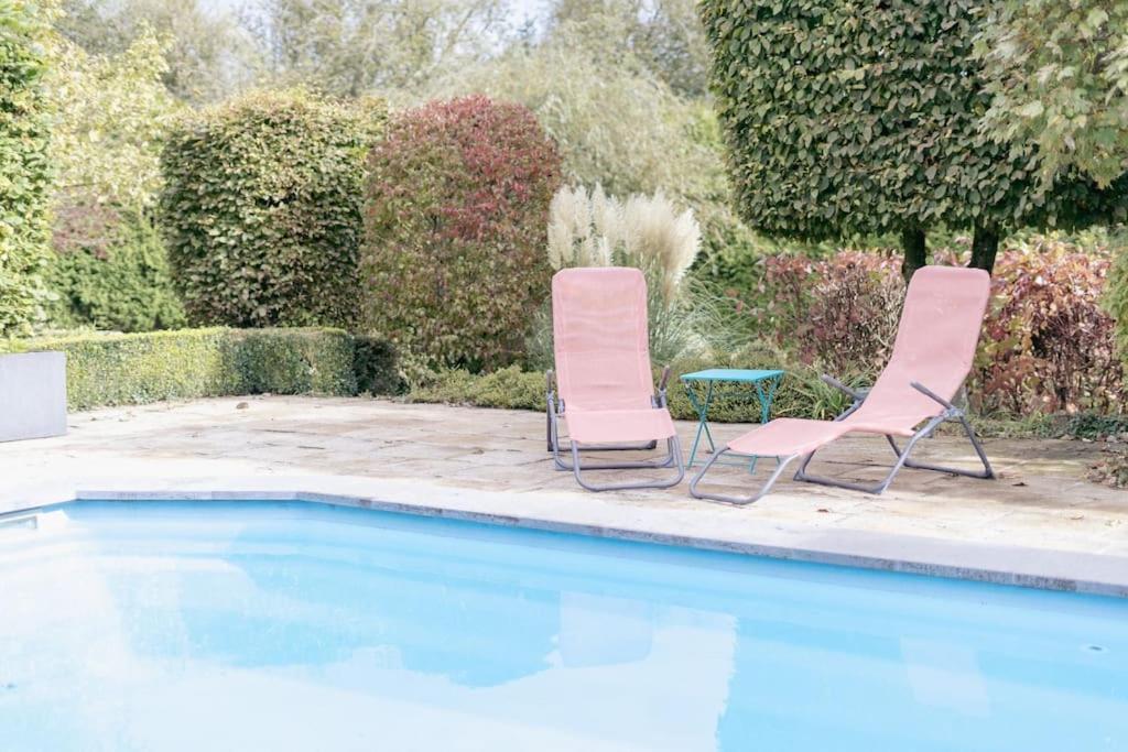 Walcourt Au Bout De Mes Reves Bed & Breakfast エクステリア 写真