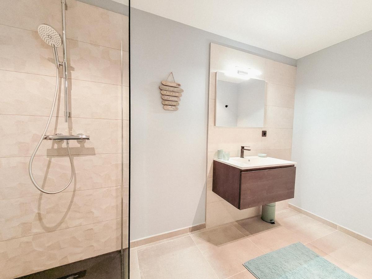 Walcourt Au Bout De Mes Reves Bed & Breakfast エクステリア 写真